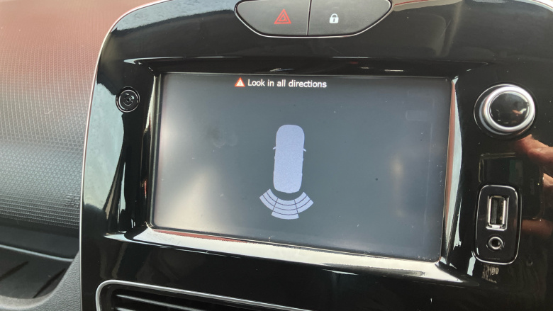 Renault Clio 1.5 dCi 90 Dynamique S Nav 5dr Auto Diesel Hatchback